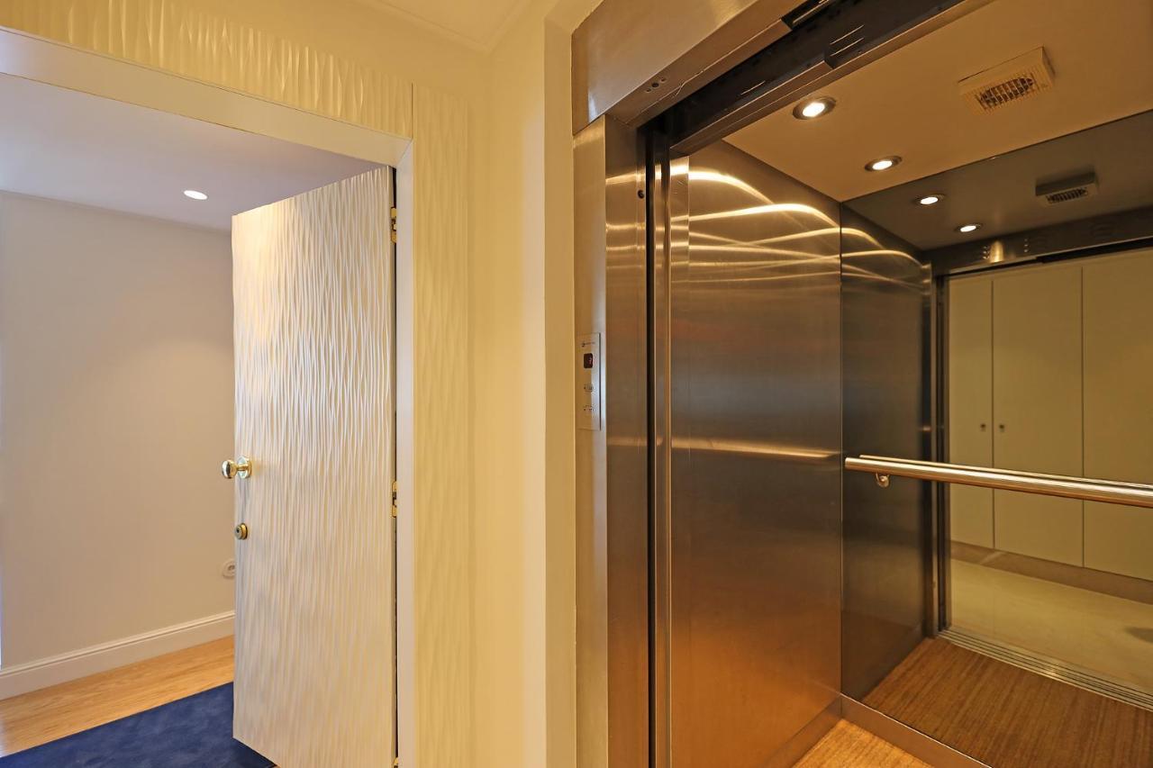 Flh Porto Clerigos Luxury Apartments Ngoại thất bức ảnh